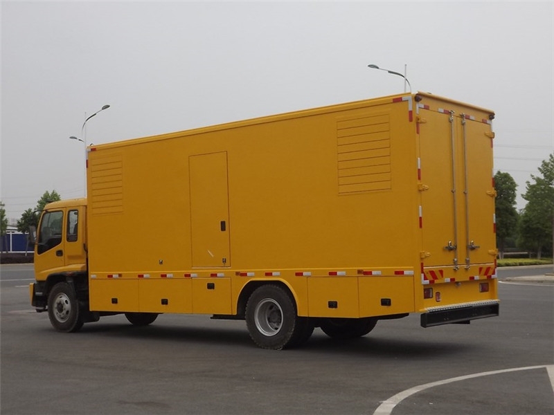 昆玉发电车出租- 柴油发电机油箱怎么清洗