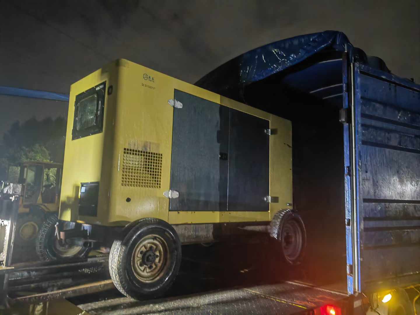 昆玉如何根据负载特性选择合适的柴油发电机？