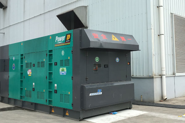 昆玉燃油滤清器的更换流程是怎样的？