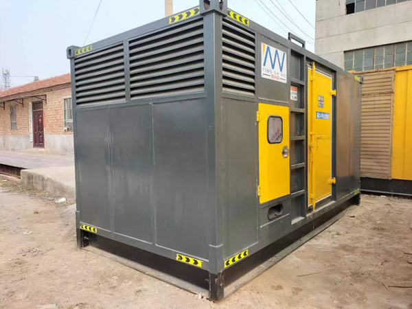 昆玉柴油发电机输出电流大小是有什么决定的？