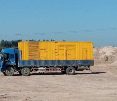 昆玉发电机出租如何判断柴油发电机冷却液是否需要更换？