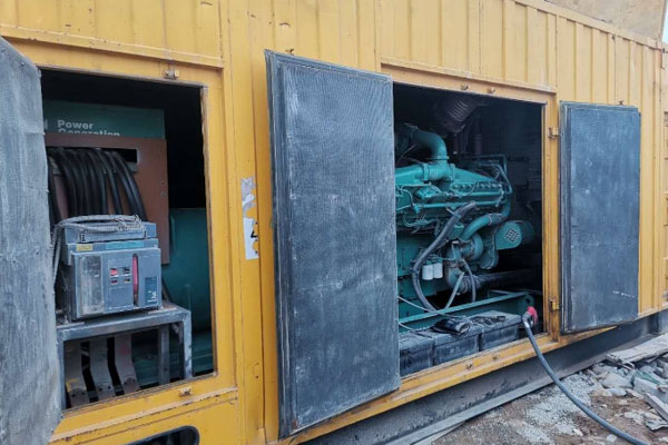 昆玉发电机组夏季保养的注意事项有哪些？