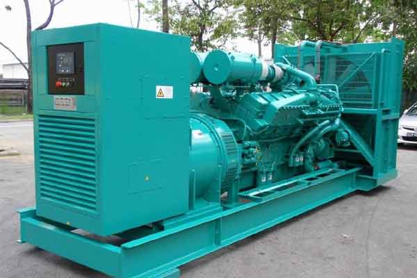 昆玉柴油发电机组电压不稳定怎样维修？