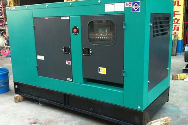 昆玉如何检查机油的使用时间？