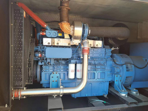 昆玉燃油消耗率与进气温度的具体关系是什么？