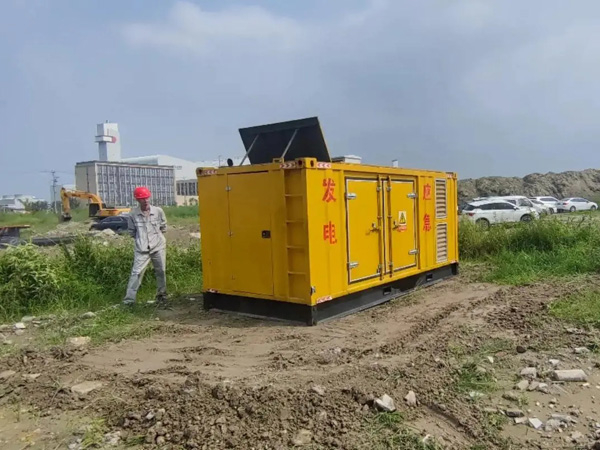 昆玉冬季低温环境下，发电机组启动电瓶的容量需求是否会增加？