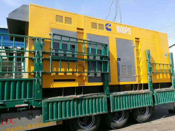 昆玉测量水冷式机油散热器密封件尺寸时的注意事项有哪些？