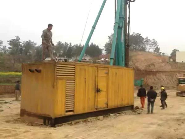 昆玉如何判断水冷式机油散热器密封件是否需要更换？