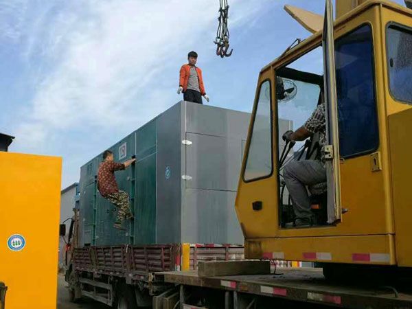 昆玉更换水冷式机油散热器密封件的操作流程是怎样的？